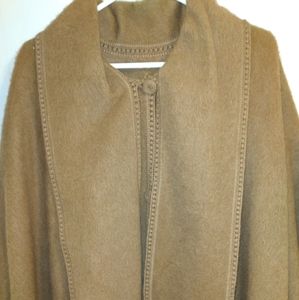 Alpaca cape/poncho